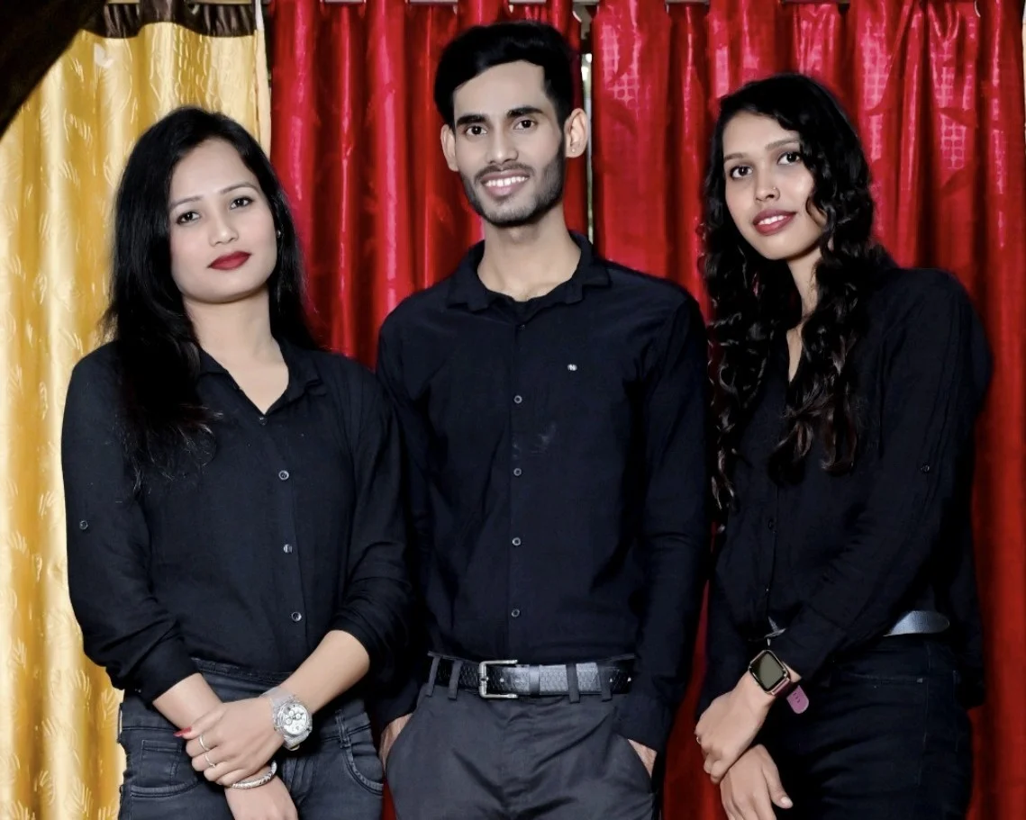 freelance team123_page-0003